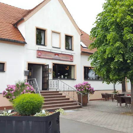 & Steakhaus Mareens Hotel
